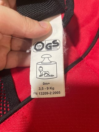 Mochila Portabebés Chicco Roja
