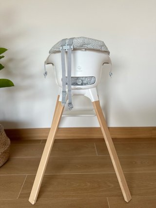 Trona Stokke + Cojín
