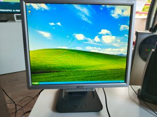 PC Retro Gaming Windows XP Original AMD Athlon