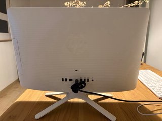 HP Todo-en-Uno 20-c012ns Beige/Blanco
