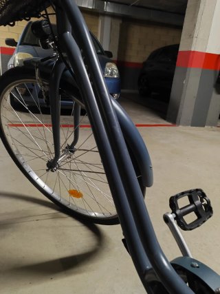 Bicicleta de ciudad con cambios