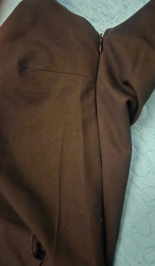 Vestido corto negro estilo pichi