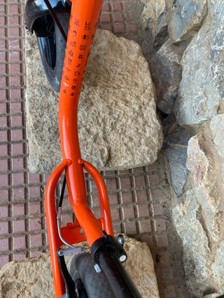 Bicicleta de equilibrio Decathlon naranja