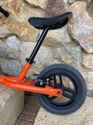 Bicicleta de equilibrio Decathlon naranja