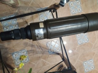 Trípode de Caza con Telescopio dos mediciones