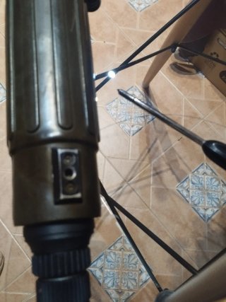Trípode de Caza con Telescopio dos mediciones