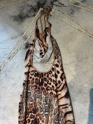 Vestido estampado animal print