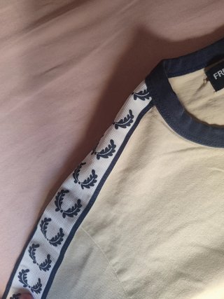 Camiseta Fred Perry Beige Talla S