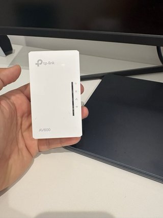 TP-Link 300Mbps Wi-Fi Range Extender TL-WA860RE