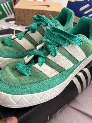 Zapatilla Adidas Verde y Blanca