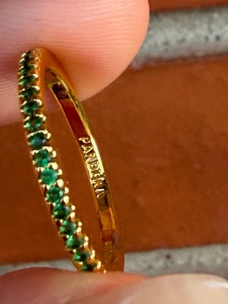 Anillo Pandora Corazón con Circonitas verde