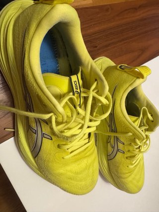 Asics Cumulus 27 Zapatillas Running Amarillas