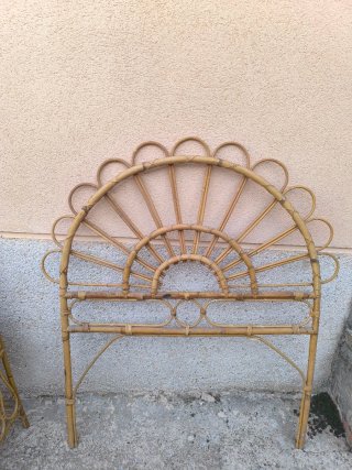 Cabeceros y mesita de noche bambú