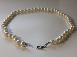 Collar corto perlas blancas 40 cm vintage
