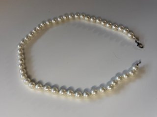 Collar corto perlas blancas 40 cm vintage