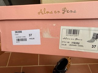 Botines Alma en Pena Animal Print Tacon