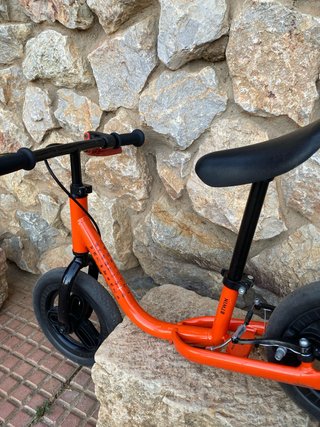 Bicicleta de equilibrio naranja STWIN