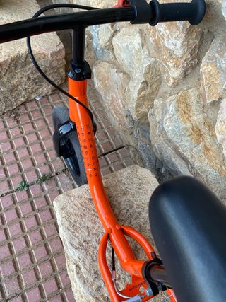 Bicicleta de equilibrio naranja STWIN