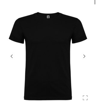 Camiseta negra básica