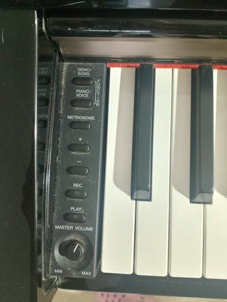 Piano Digital Negro con Banqueta