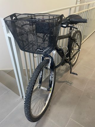 Bicicleta Montain Bike y accesorios.
