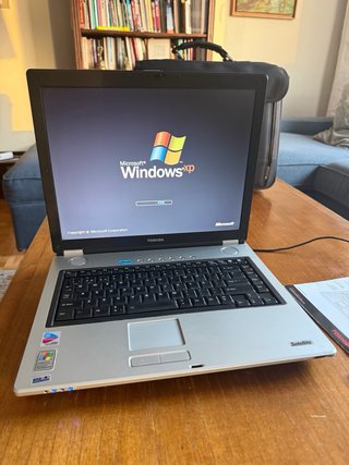 Portátil Toshiba Satellite A80-135
