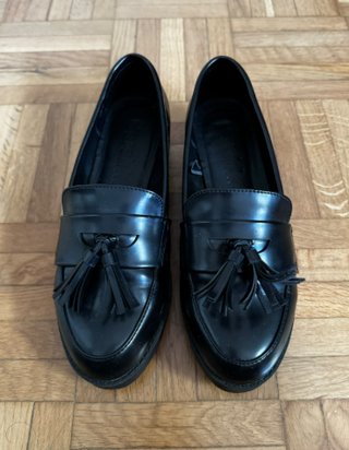 Mocasines negros de vestir con borlas