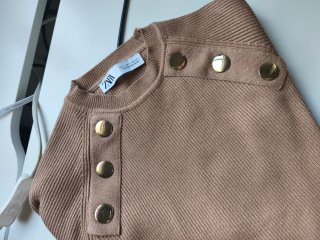 Jersey Zara tachuelas marrón S