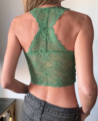 Top encaje verde talla S marca SOAKED