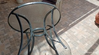 Mesa de jardín redonda de aluminio y cristal