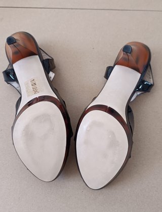 Zapatos de tacón Laura Amat negros talla 39