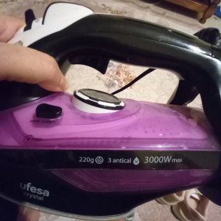 Plancha de ropa Ufesa Crystal 3000W