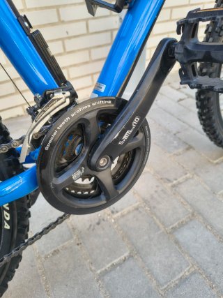 Bicicleta de Montaña Giant Azul