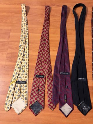 Lote 19 corbatas de marca