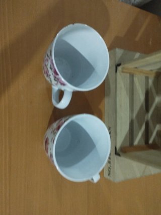 Juego de 2 Tazas Florales Cerámica