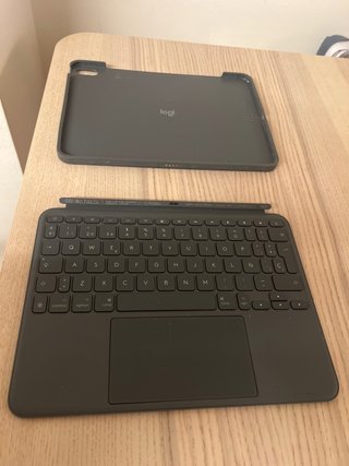 Funda con teclado iPad 11 Logi