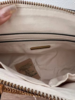 Bolso Steve Madden Beige y Dorado