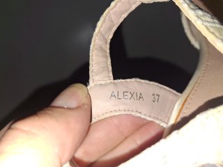 Sandalias cuña beige y blanco
