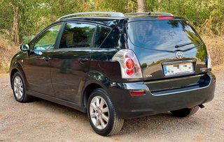Toyota Corolla Verso ( 7 Plazas )