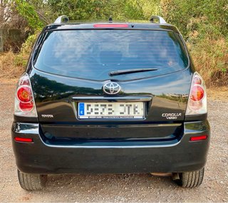 Toyota Corolla Verso ( 7 Plazas )
