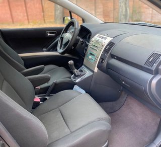 Toyota Corolla Verso ( 7 Plazas )