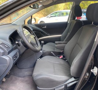 Toyota Corolla Verso ( 7 Plazas )