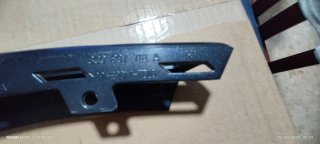 Soporte intermitentes delanteros VW Passat B6