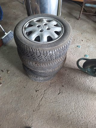 Llantas 15 con Gomas 35x12.5 R15