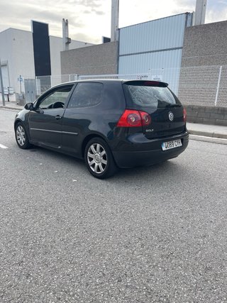 Volkswagen Golf V 1.9 TDI 105cv - Pegatina B