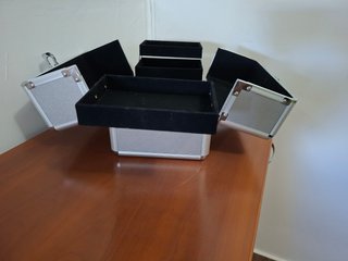 Maletín maquillaje/neceser/joyero nuevo