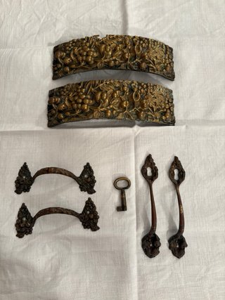 Coppia fregi ottone antico decorati