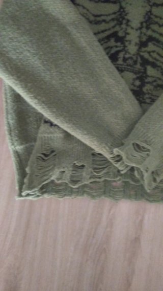 Jersey verde esqueleto rasgado talla única
