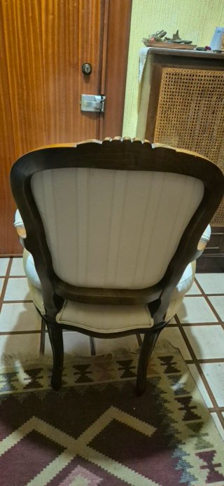 Sillón estilo Luis XV tapizado