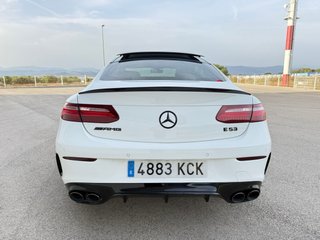 Mercedes-Benz E220d Coupé AMG Line – Full Equip